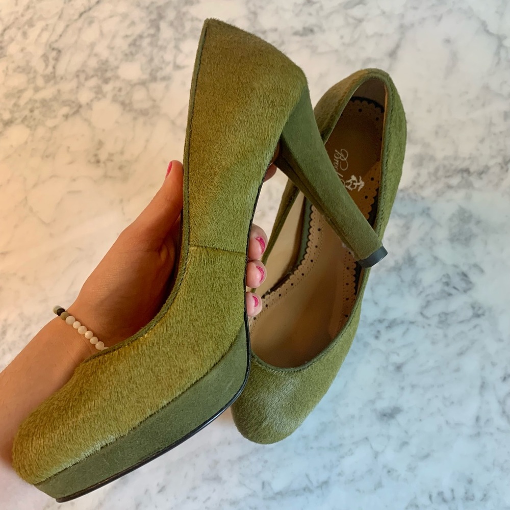 Brooks Brothers Green Wool Heels